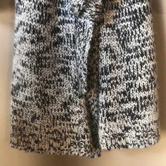 ANN TAYLOR LOFT EUC BLK&WH MARLED CHUNKY CARDIGAN - Picture 4 of 16